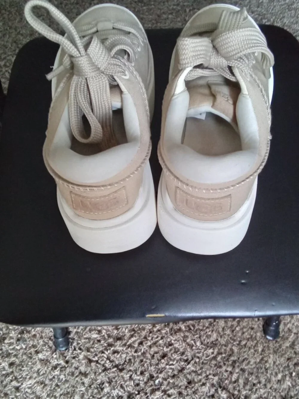 The UGG EZ-Duzzit Essential Lace-Up Platform Sneakers in women's size 7  biege